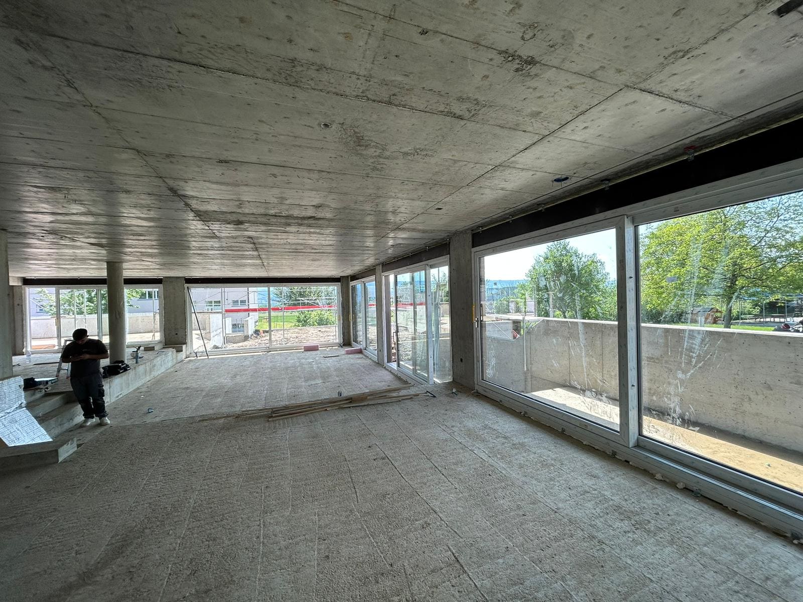 Pro montage 24 gallery image 12