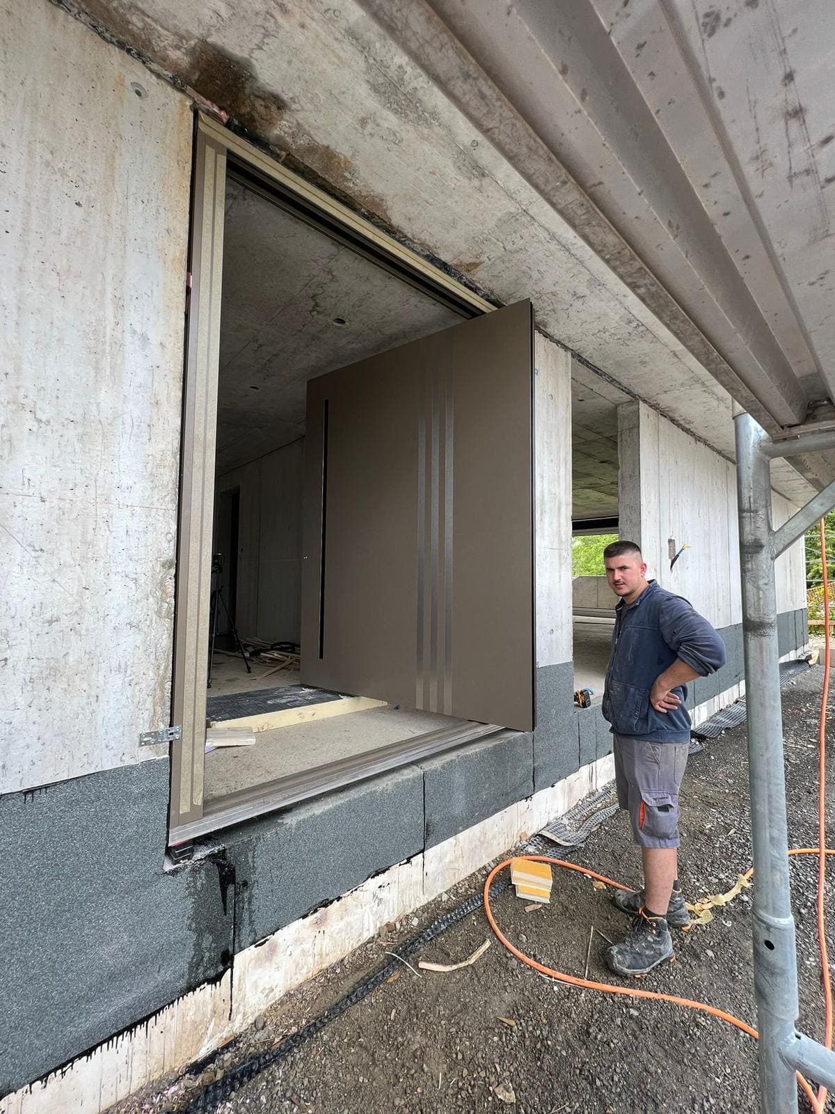 Pro montage 24 gallery image 13