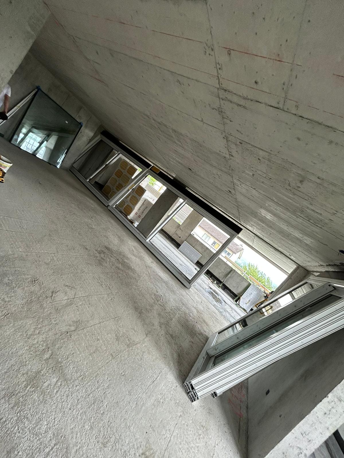 Pro montage 24 gallery image 15