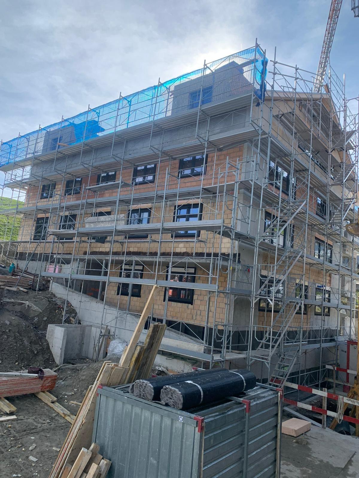 Pro montage 24 gallery image 22